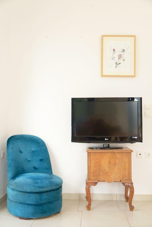 Blueline Guesthouse Agios Dimitrios  Экстерьер фото